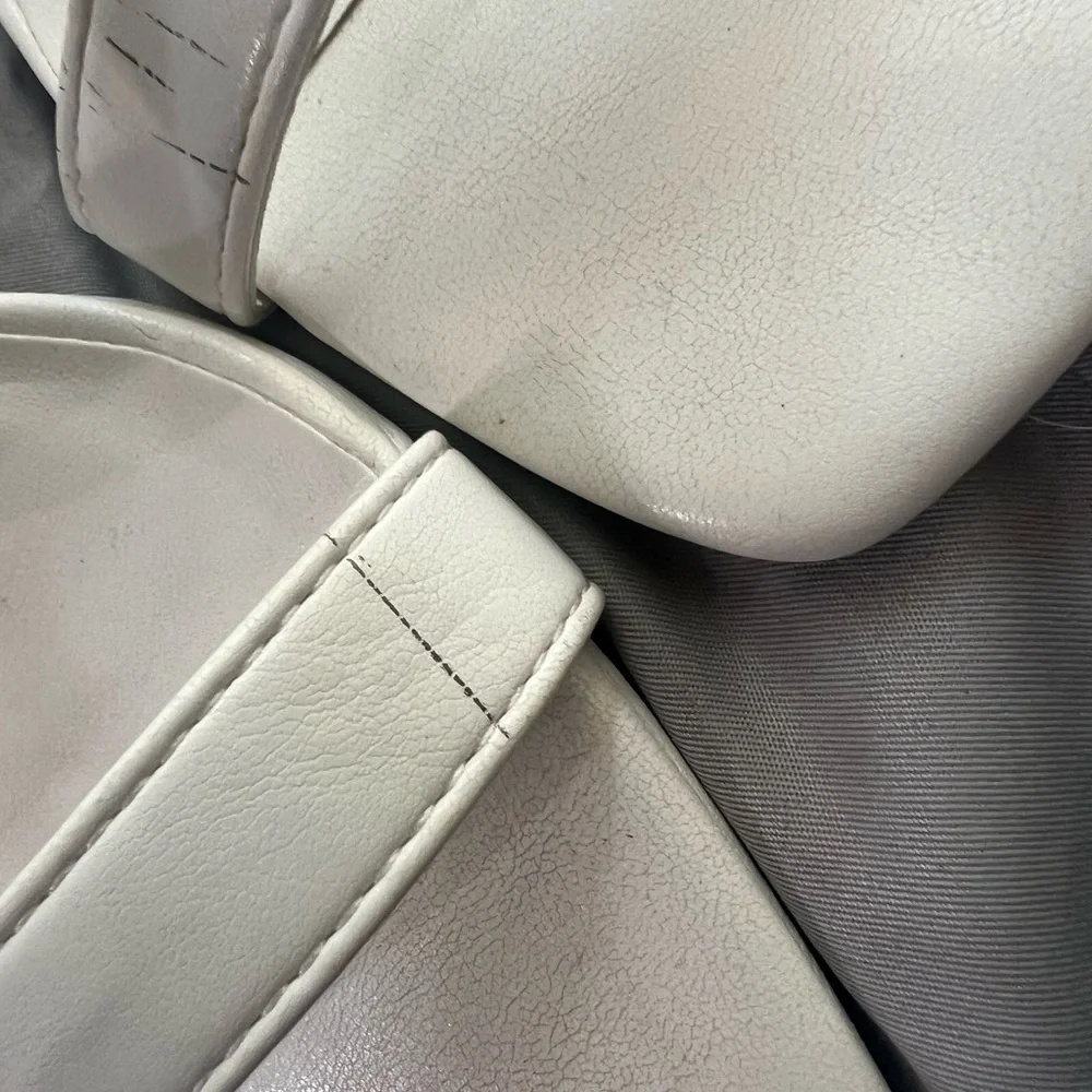 Cute basic heels - Picture 2 of 3